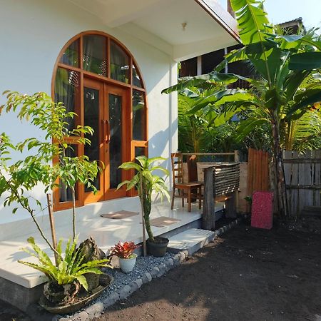 Friend House Stay & Surf Airsatang المظهر الخارجي الصورة